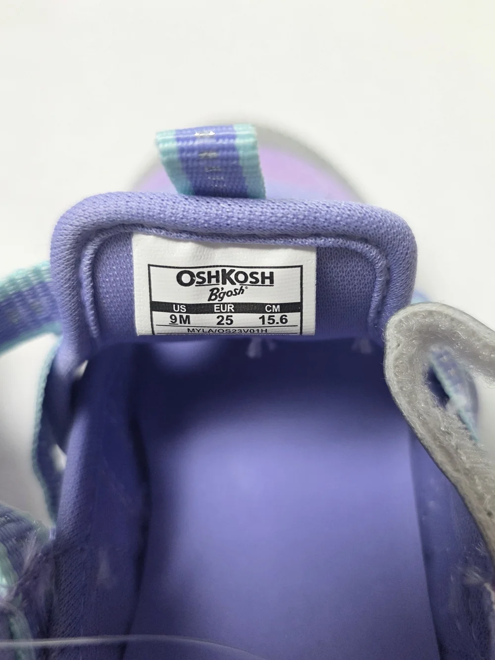 OshKosh B'gosh Washable Lilac & Aqua Kids Close Toed Sandal - Size 9